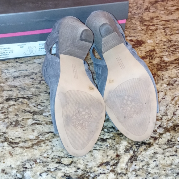 *0422 Vince Camuto Ebelin Leather Bootie - Picture 8 of 11